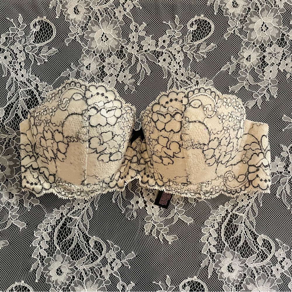 Black/Cream/White Lace Strapless Bra - Excellent Condition - Victoria’s Secret
